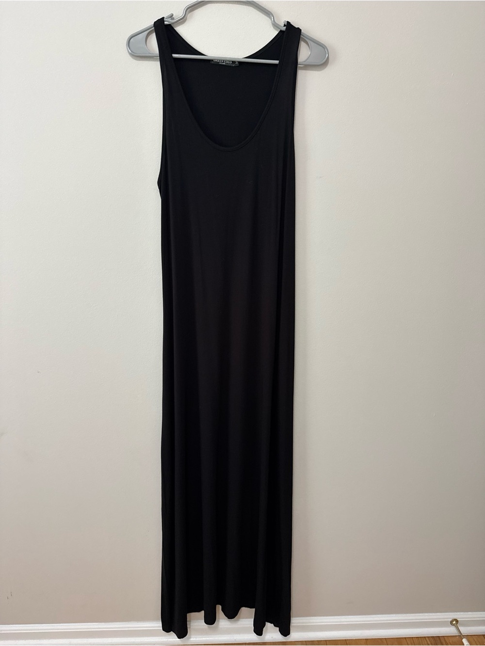 Classic Black Sleeveless Maxi Dress